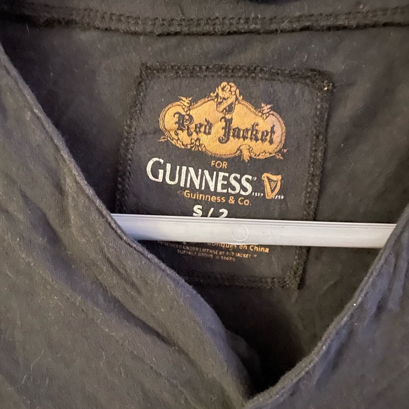 Red Jacket Guinness Baseball Style Button Up Sz Small - Picture 2 of 4